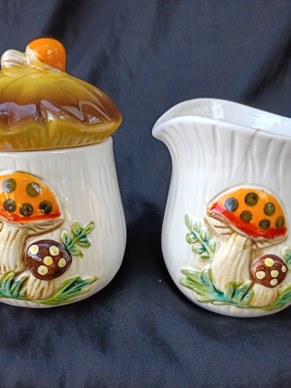 Vtg Sears Roebuck and Co Merry Mushroom Cream and Sugar Set with Defects